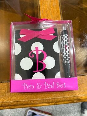 a Mainstreet Collection notepad and pen set , Letter B , New